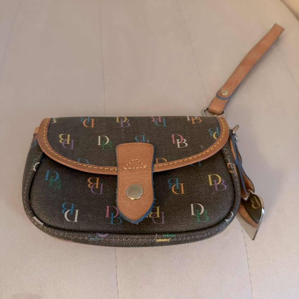 Vintage Dooney & Bourke Black Multi-Color Coated Canvas Leather Wristlet Purse
